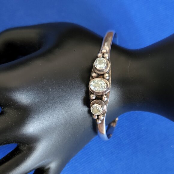 VINTAGE 925 SILVER CUFF BRACELET WITH LIGHT BLUE STONES TOPAZ? - Picture 6 of 8